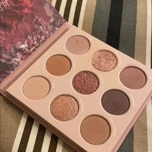 Colourpop making Mauves palette